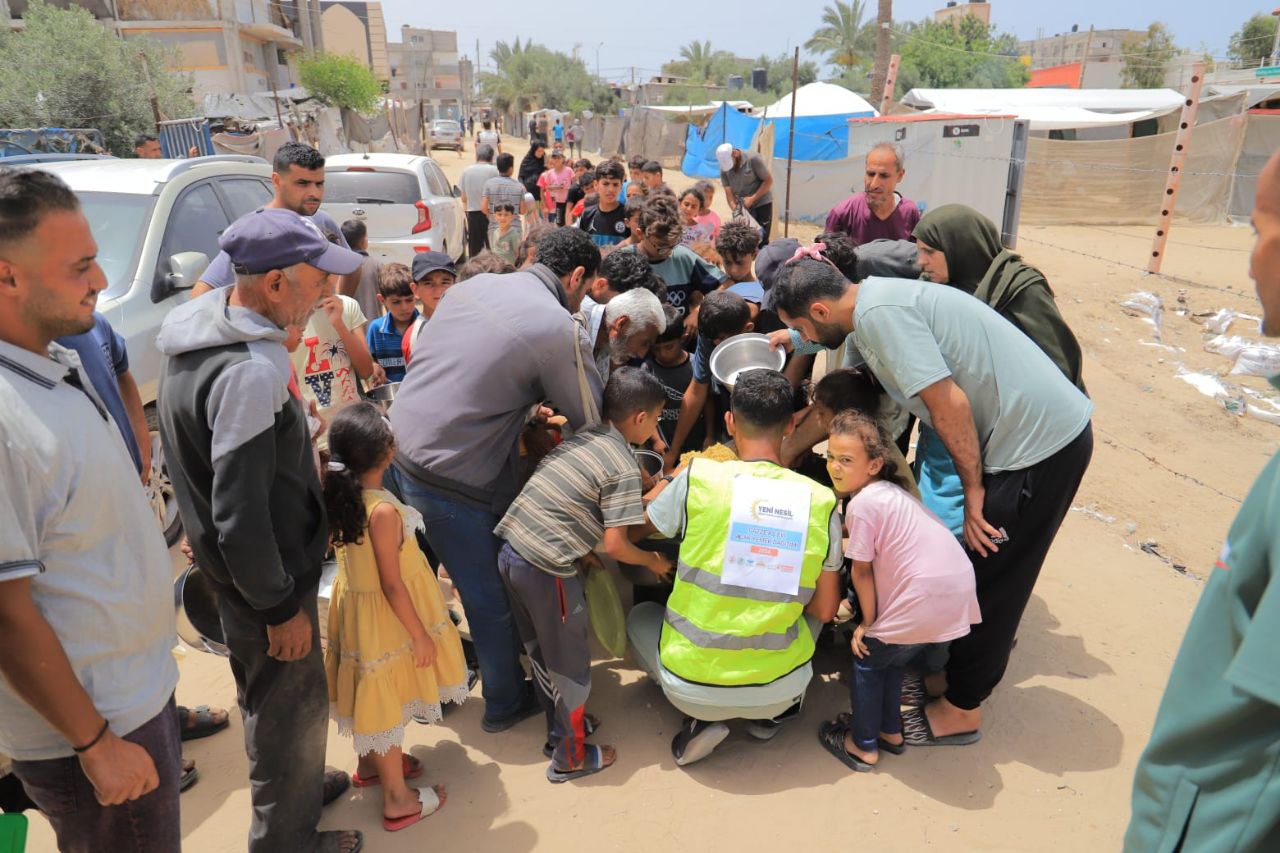 Bir Tabak Yemek: Gazze Yemek İkramı